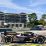 Jacques Heuclin, le pilote maire et député le plus rapide de France